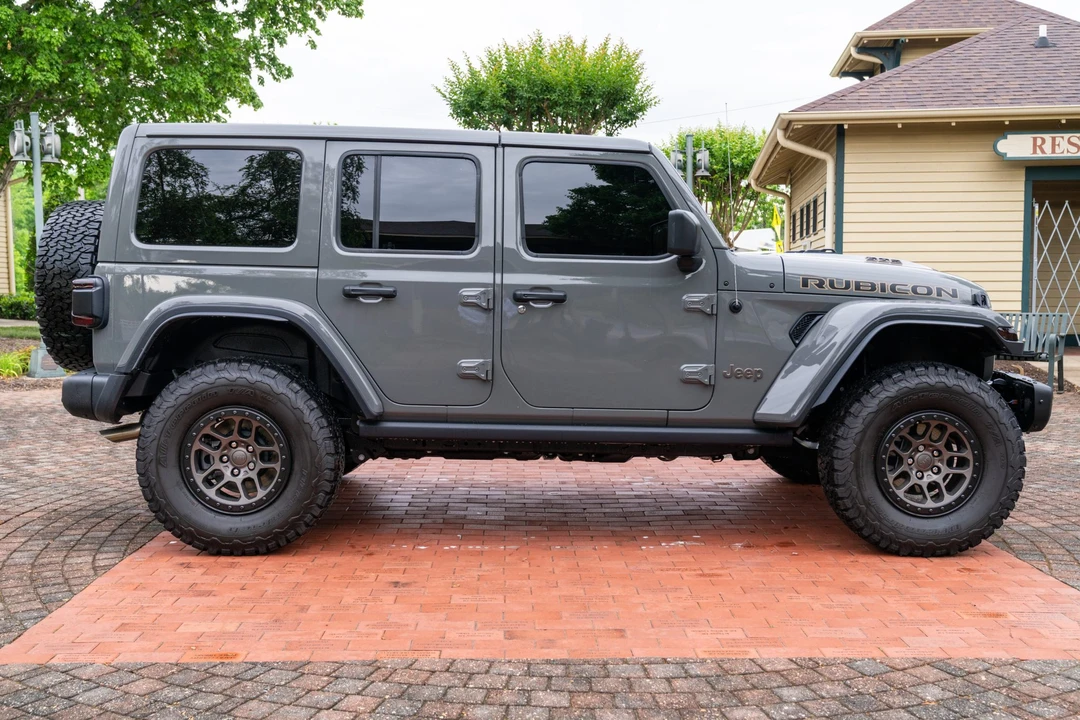 2022 Jeep JL Wrangler - Image 9 of 31
