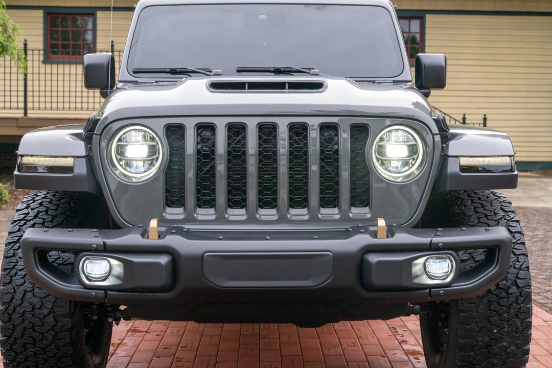 2022 Jeep JL Wrangler - Image 16 of 31