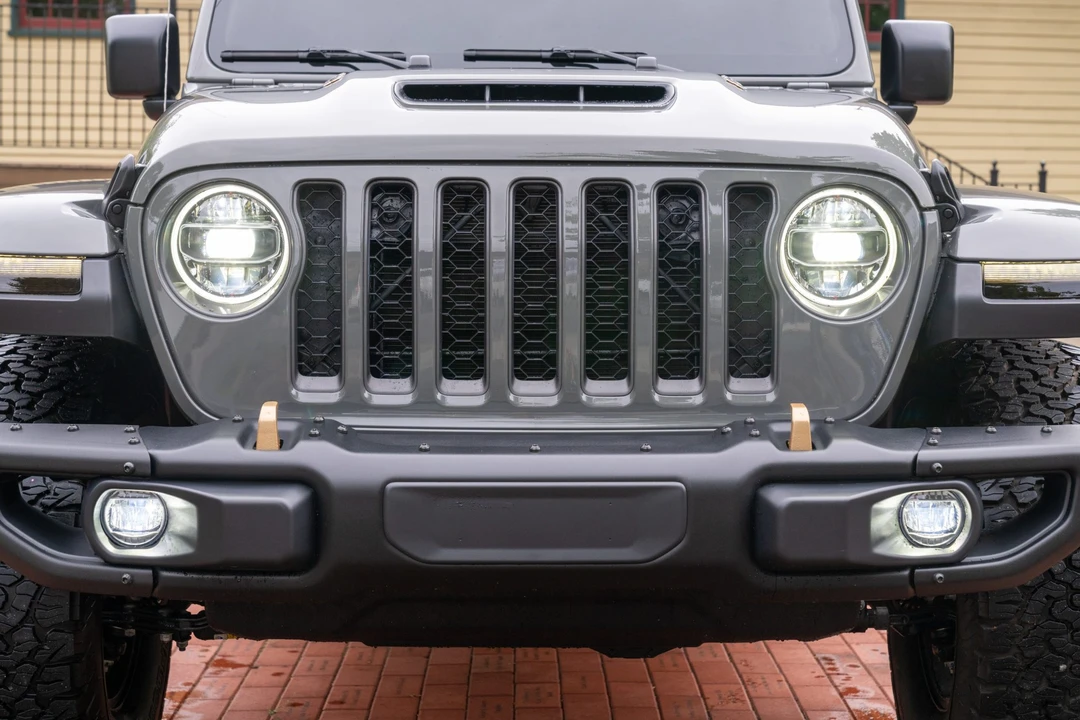 2022 Jeep JL Wrangler - Image 17 of 31