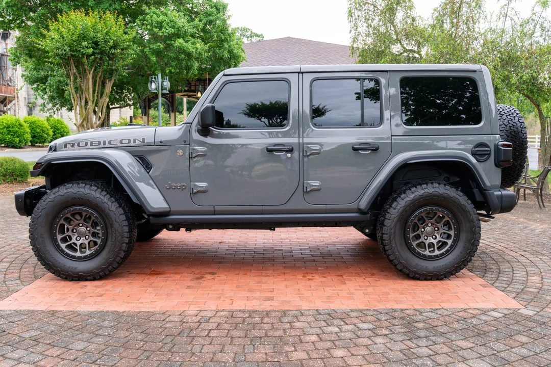 2022 Jeep JL Wrangler - Image 15 of 31