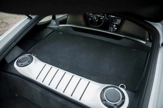 2022 Porsche 718 Cayman GT4 - Image 6 of 8