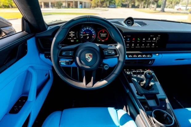 2022 Porsche 992 GT3 - Image 5 of 6