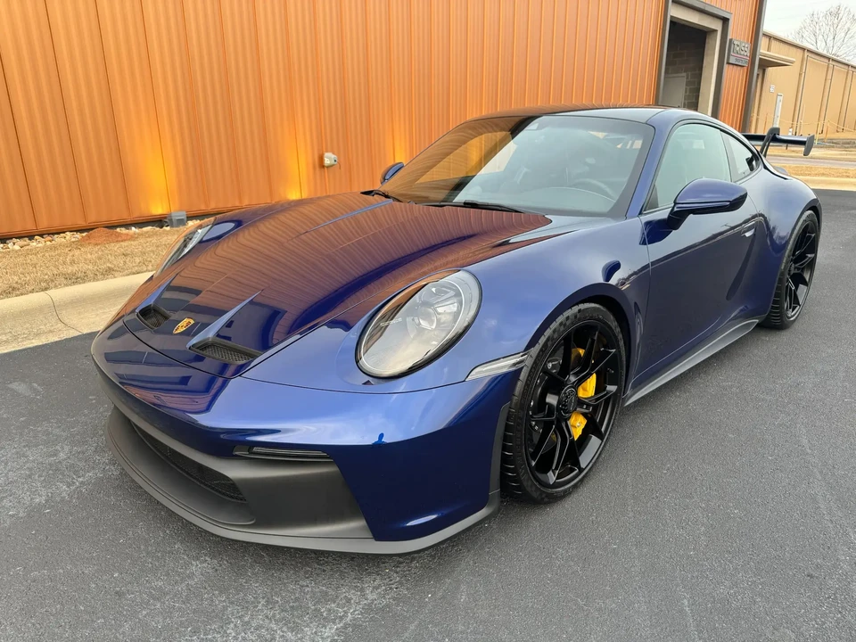2022 Porsche 992 GT3 - Image 3 of 6