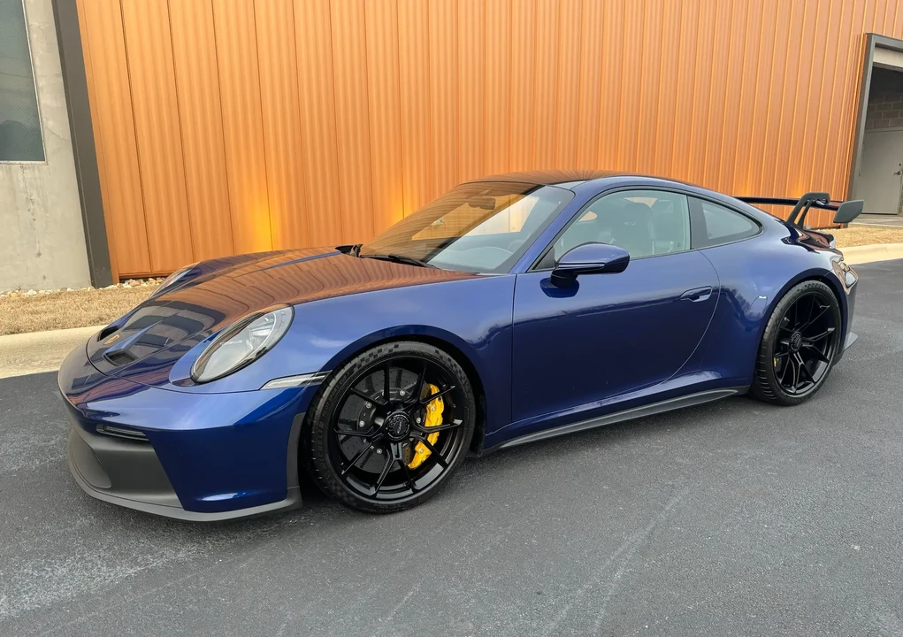 2022 Porsche 992 GT3 - Image 5 of 6