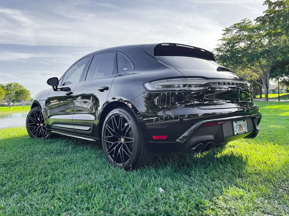 2022 Porsche Macan GTS - Image 5 of 6