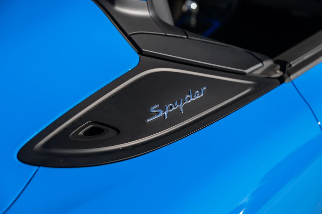 2023 Porsche - Image 27 of 31