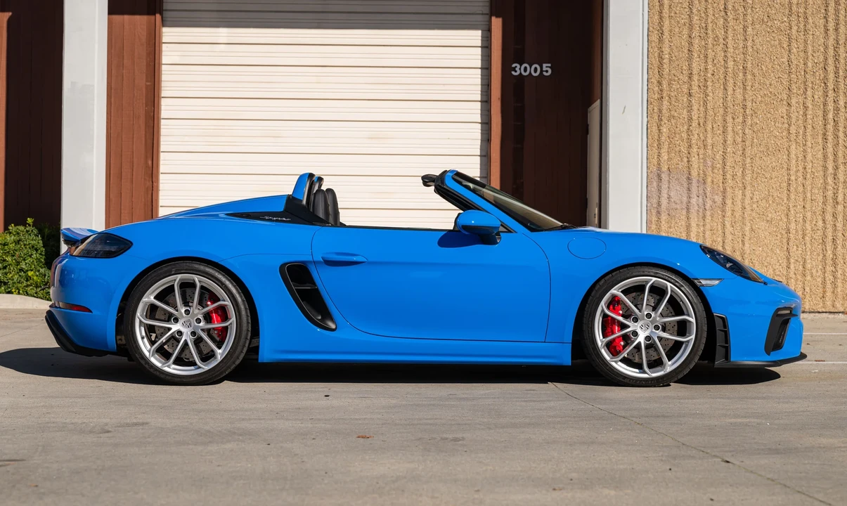 2023 Porsche - Image 20 of 31