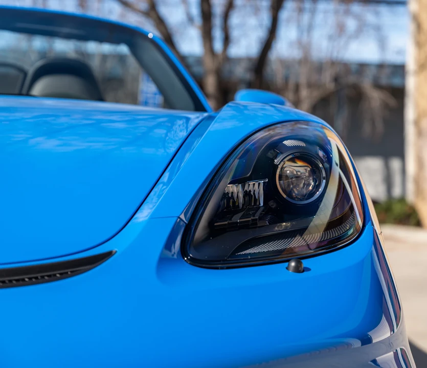 2023 Porsche - Image 24 of 31