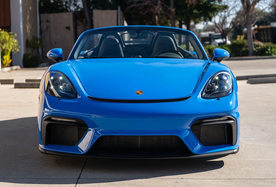 2023 Porsche - Image 4 of 31