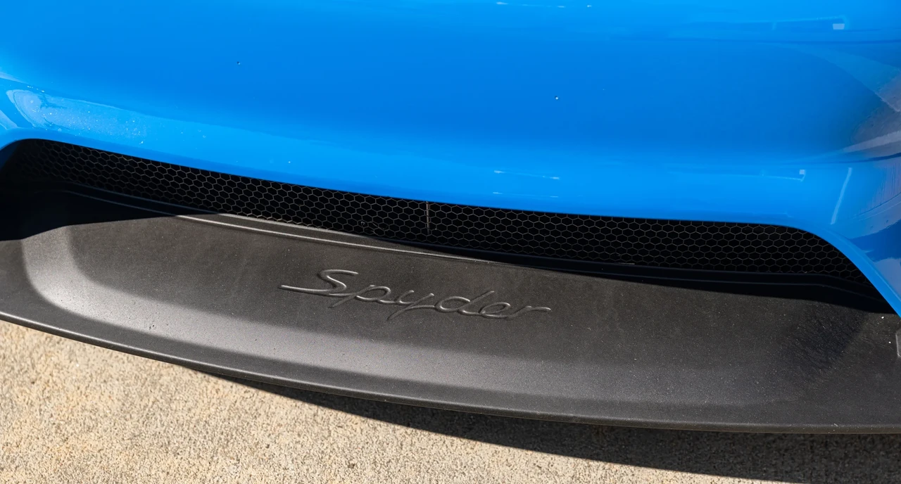2023 Porsche - Image 29 of 31