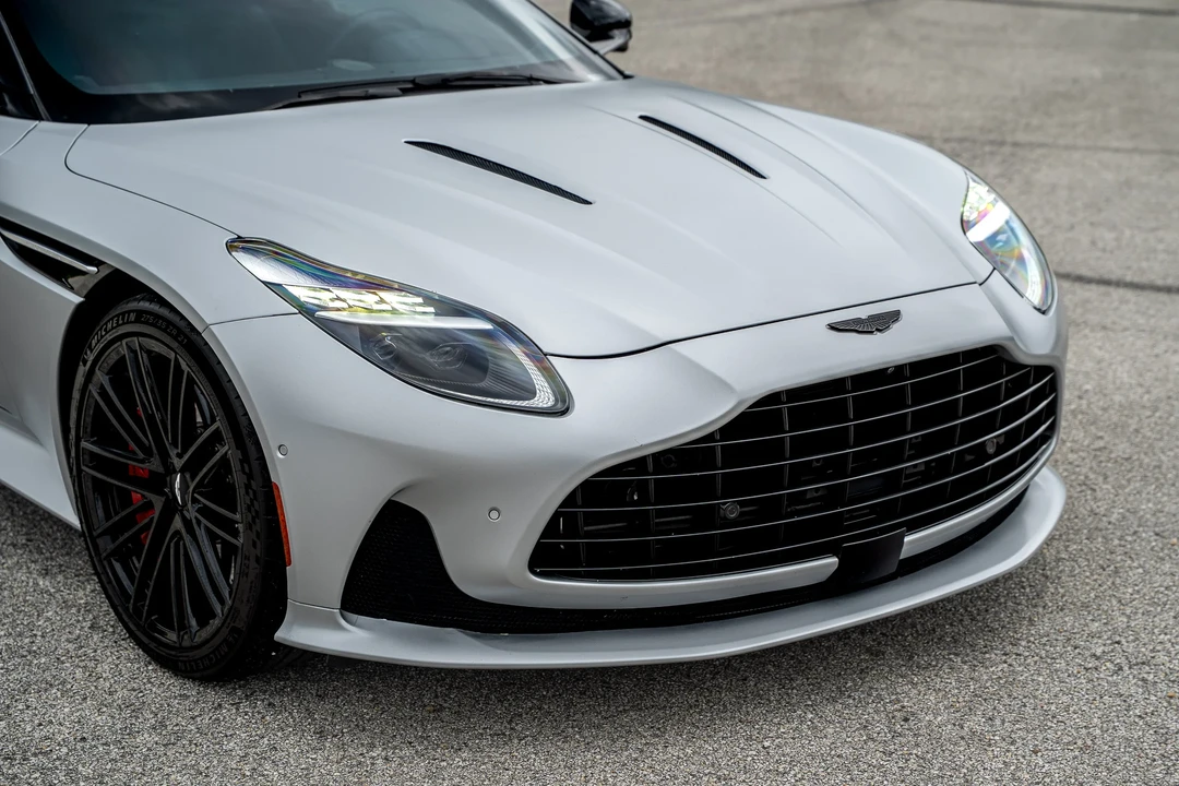 2024 Aston Martin DB12 - Image 9 of 31