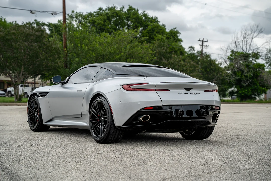 2024 Aston Martin DB12 - Image 2 of 31