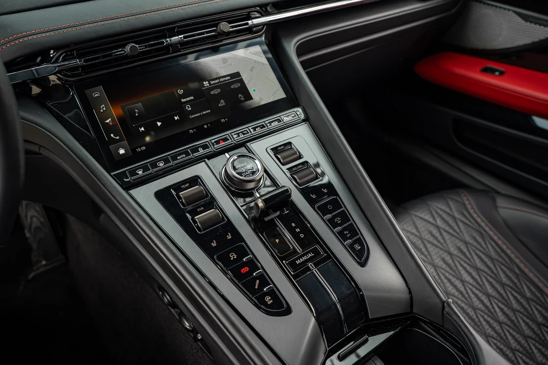2024 Aston Martin DB12 - Image 31 of 31
