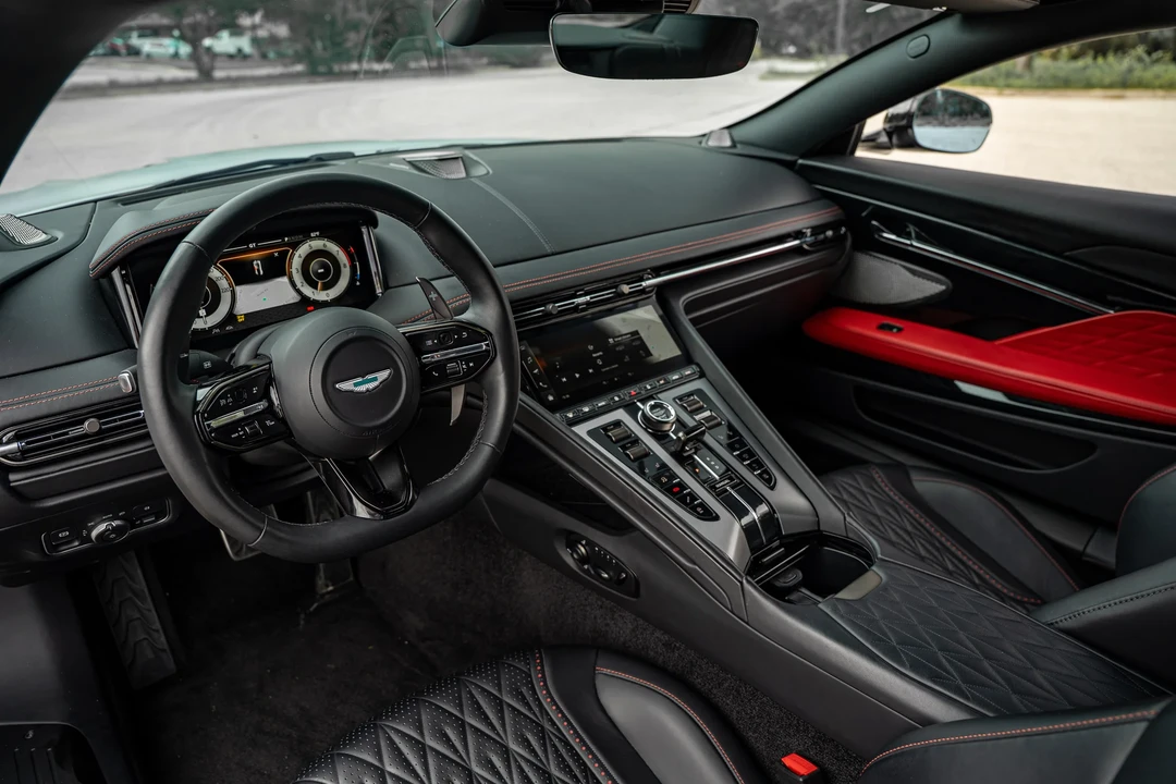 2024 Aston Martin DB12 - Image 19 of 31