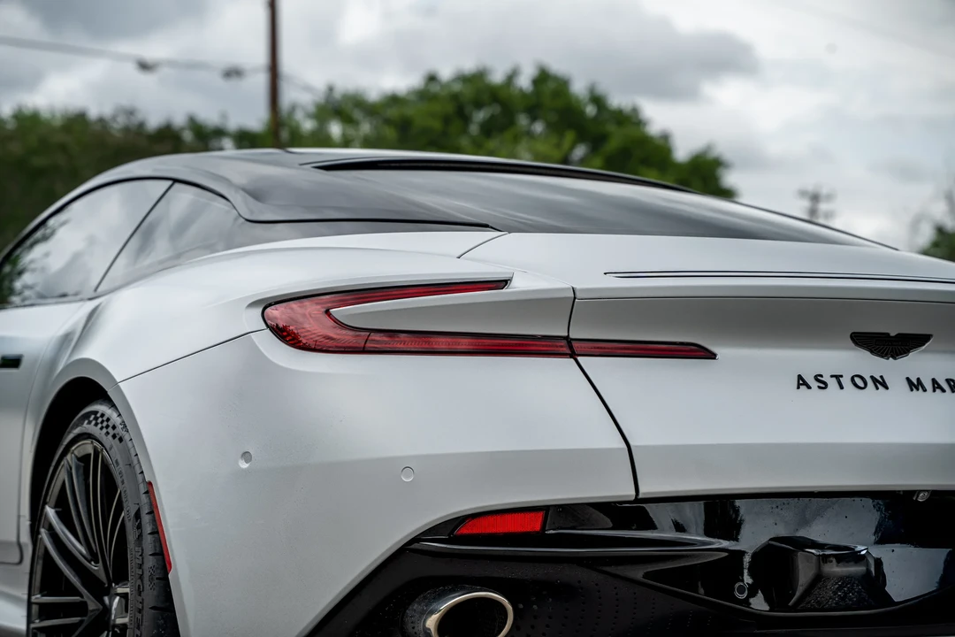 2024 Aston Martin DB12 - Image 11 of 31