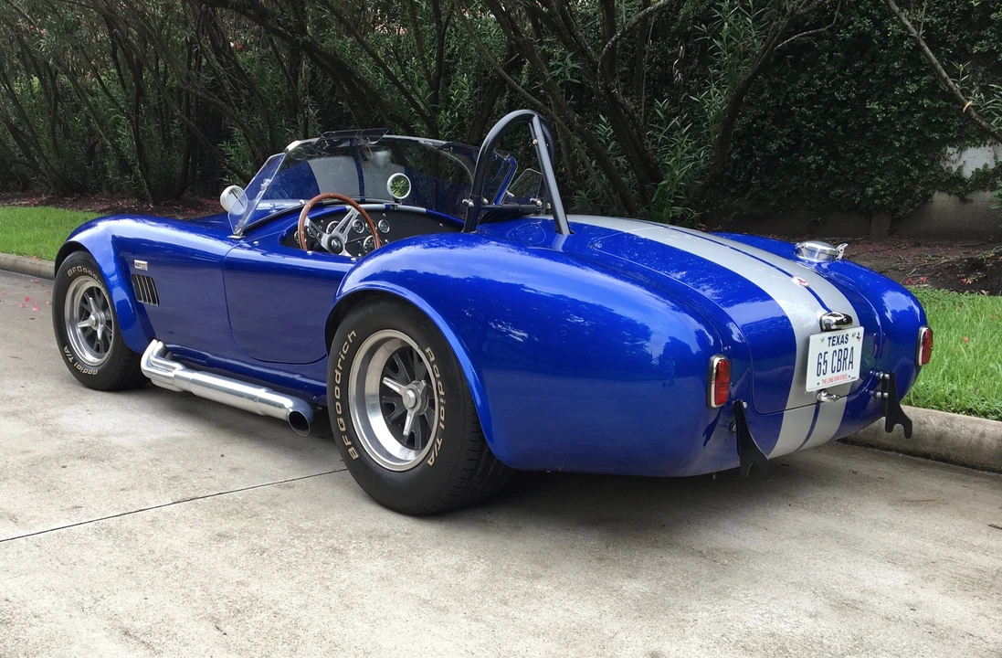 Shelby Cobra Replica - Image 5 of 31