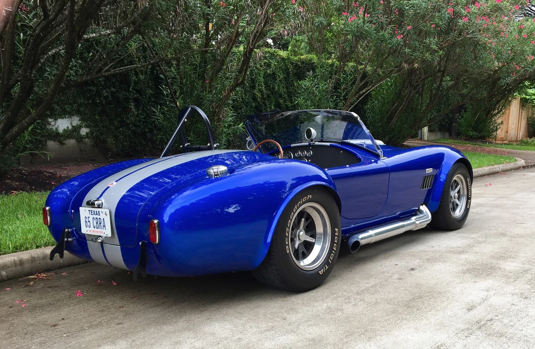 Shelby Cobra Replica - Image 7 of 31