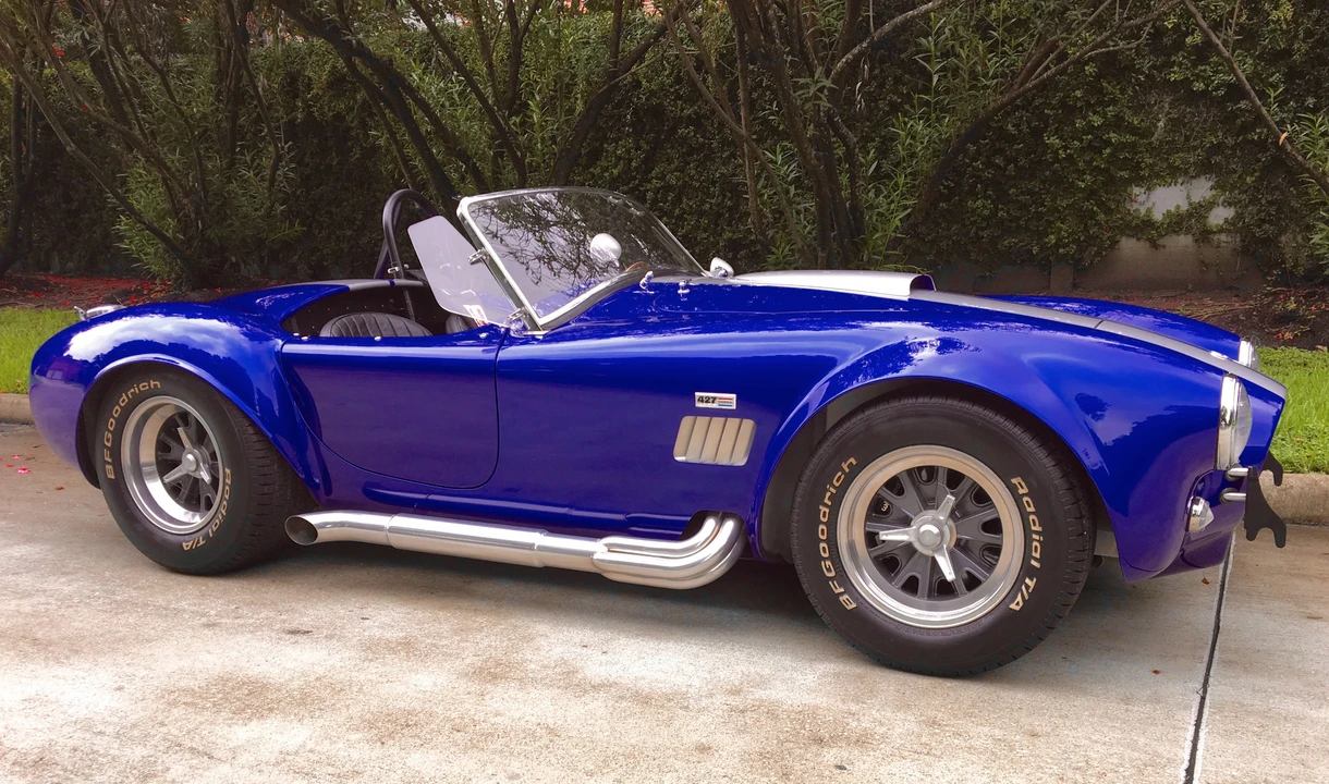 Shelby Cobra Replica - Image 9 of 31