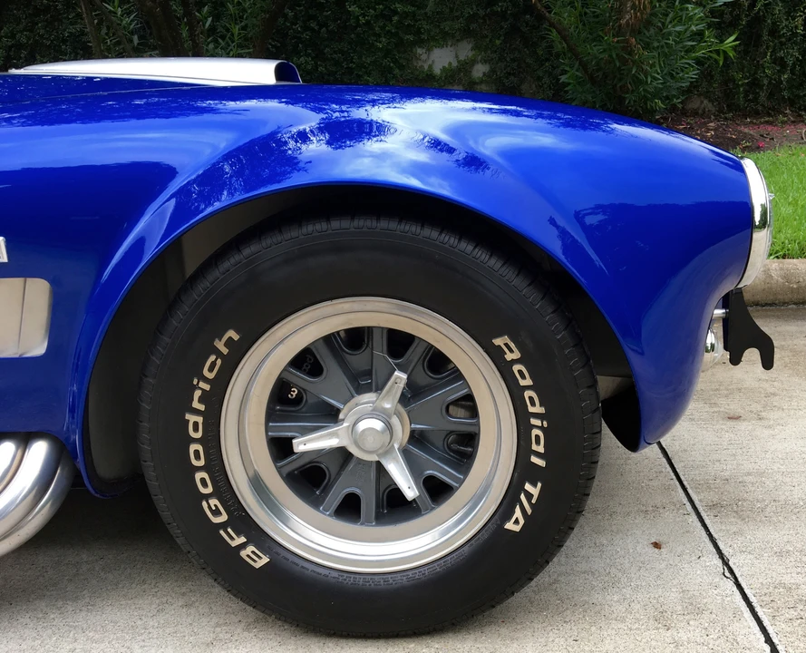 Shelby Cobra Replica - Image 11 of 31