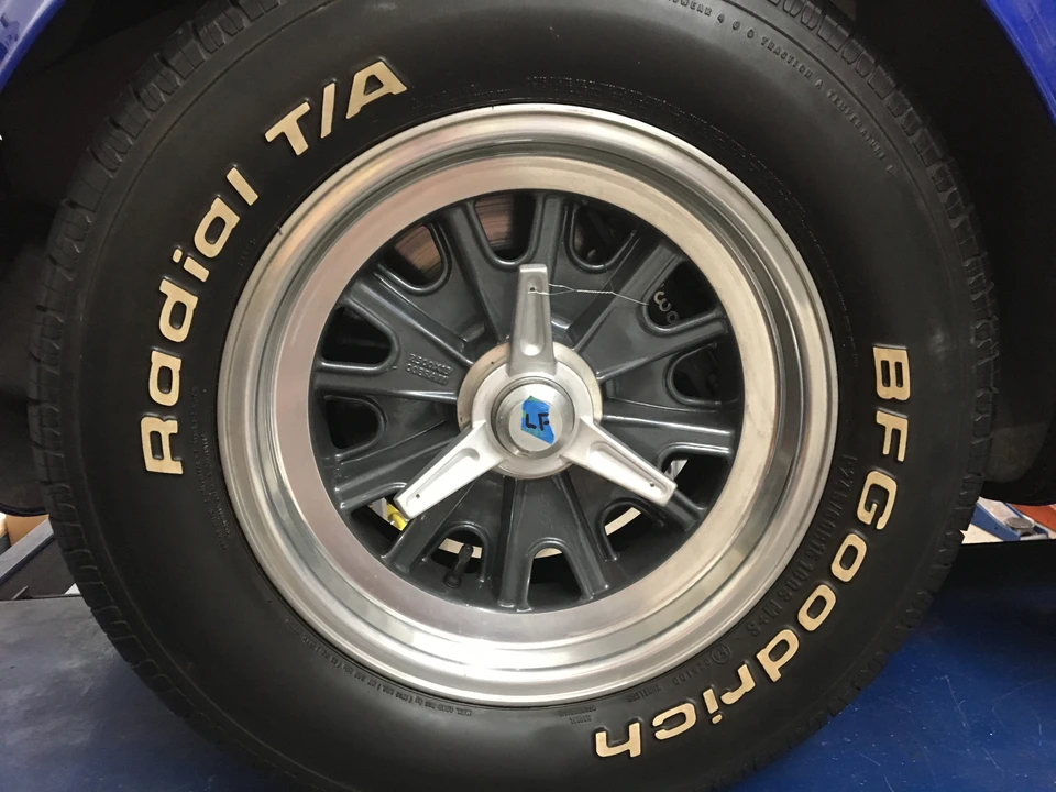 Shelby Cobra Replica - Image 23 of 31