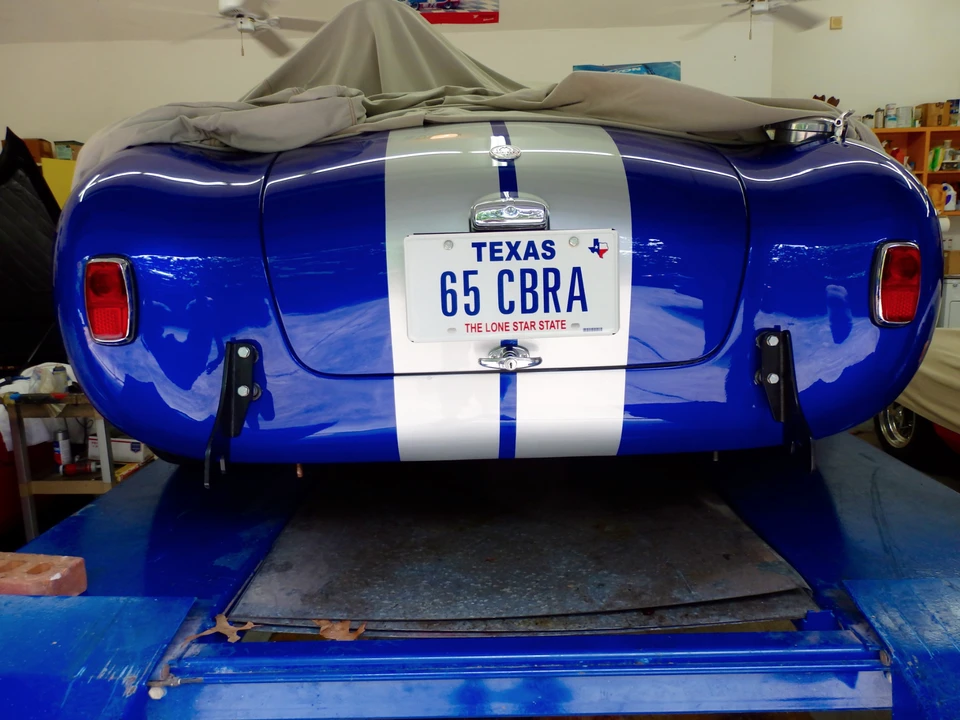 Shelby Cobra Replica - Image 26 of 31