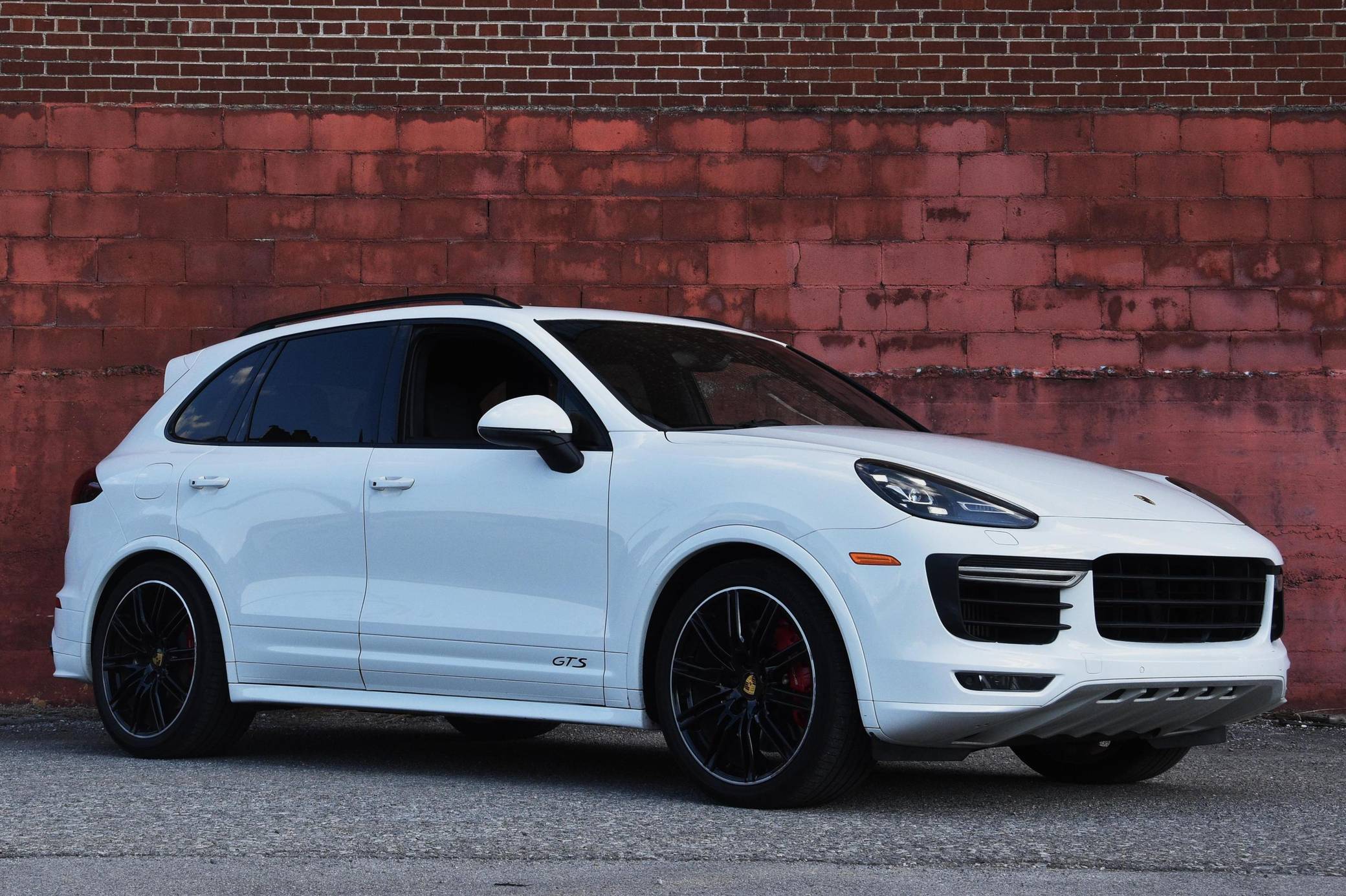 2017 Porsche Cayenne GTS
