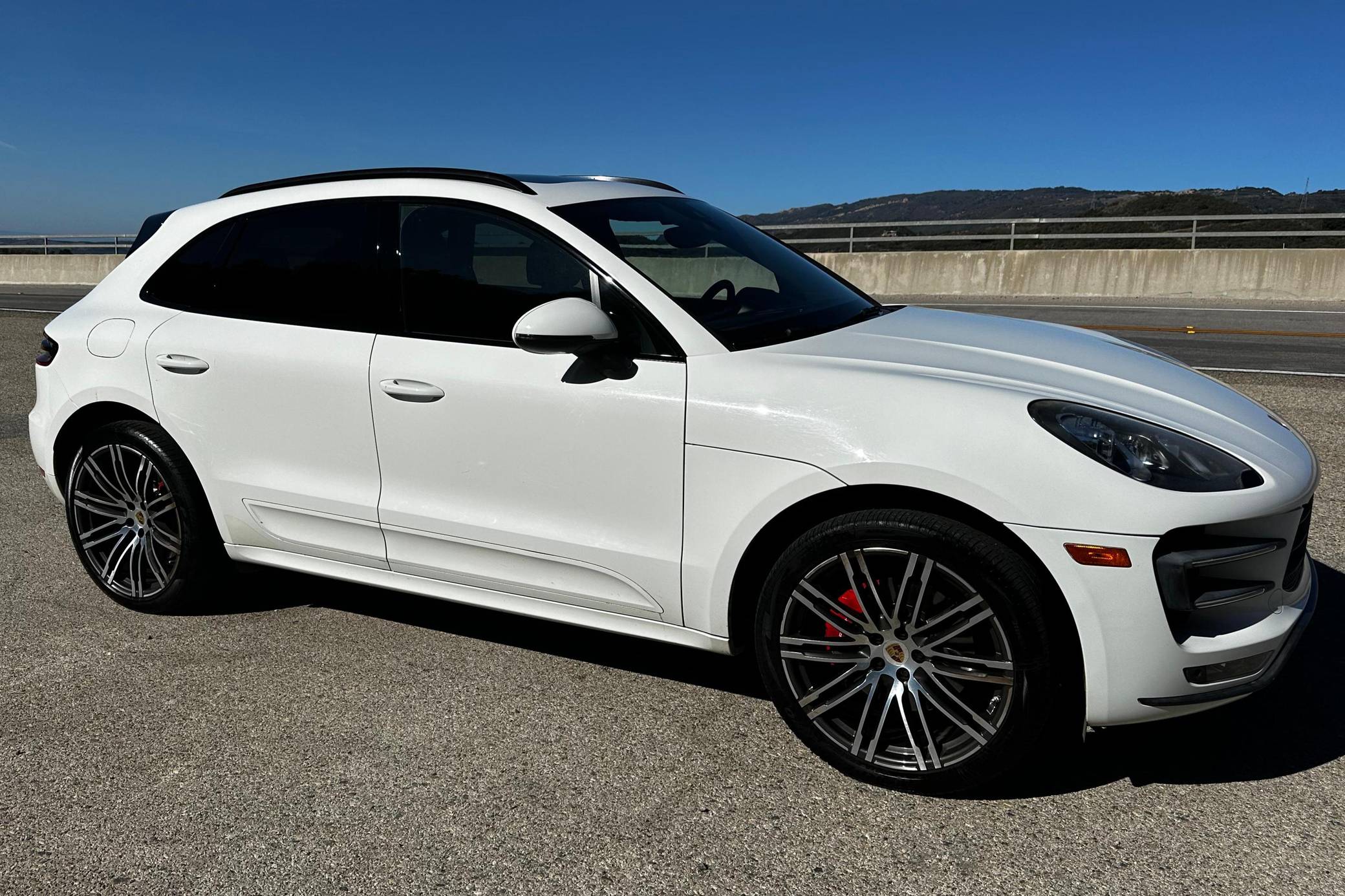2016 Porsche Macan Turbo
