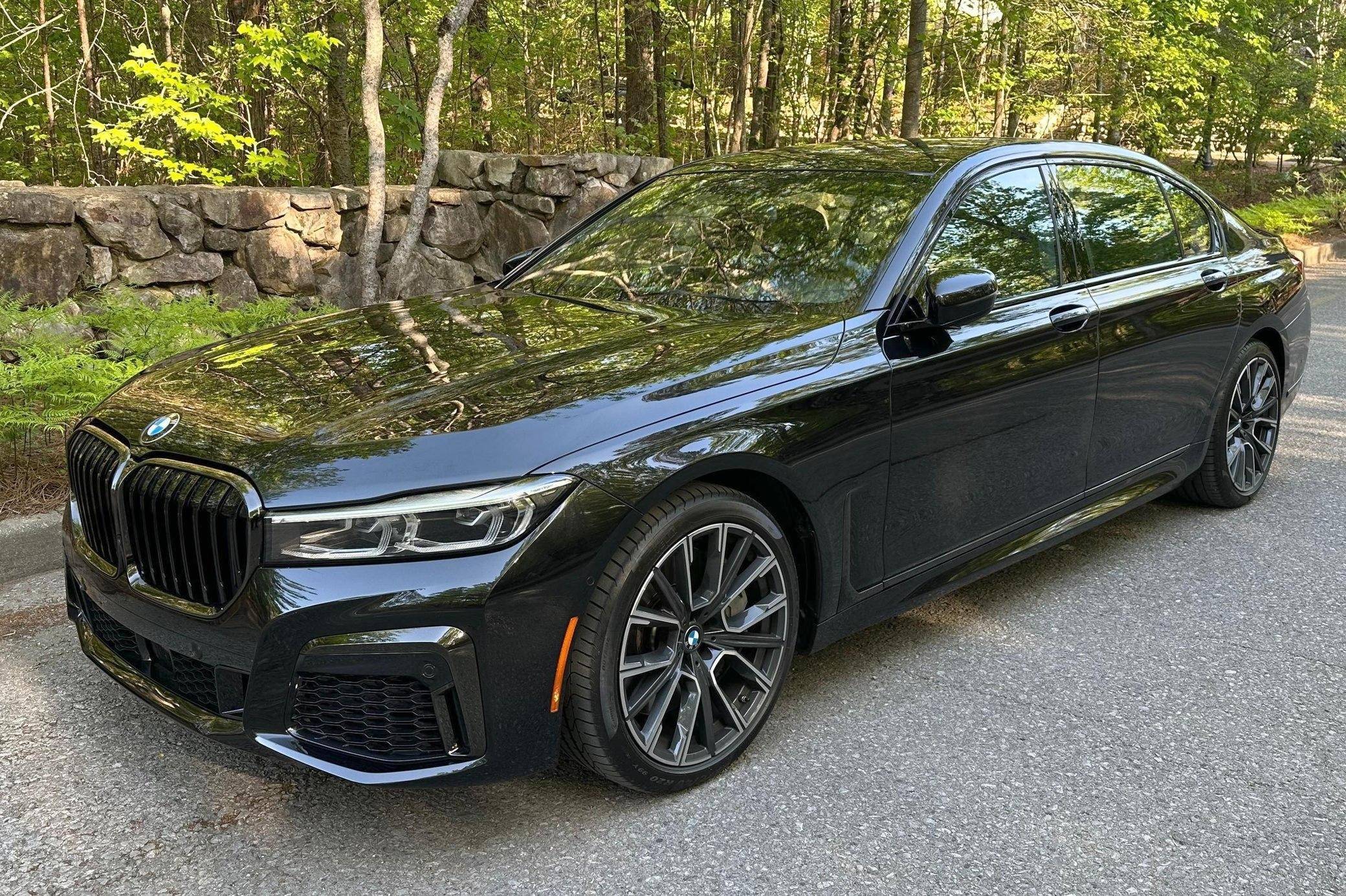 2021 BMW 750i xDrive