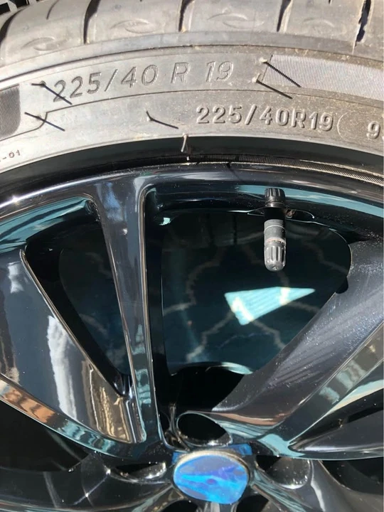 2023 Genesis G70 - Image 6 of 7