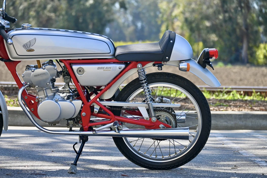 1997 Honda CB50R - Image 12 of 31