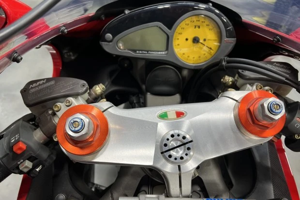 2000 MV Agusta F4 - Image 4 of 7