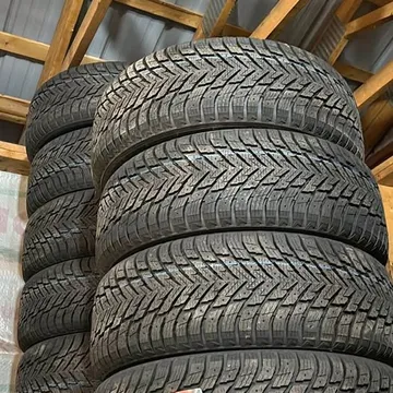 Kia Stinger Tires