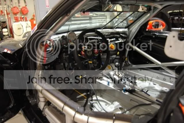 2005 Porsche 911 - Image 10 of 12