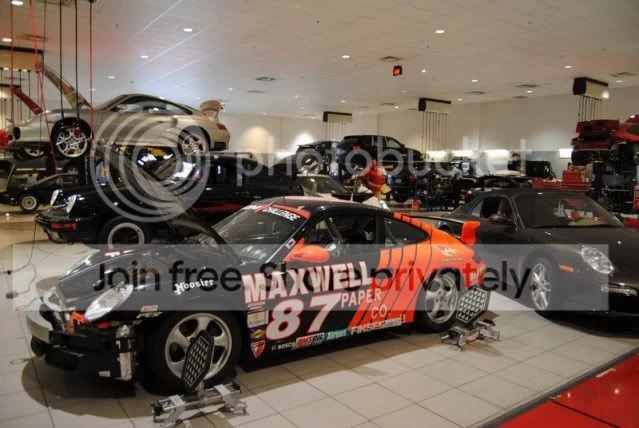 2005 Porsche 911 - Image 11 of 12