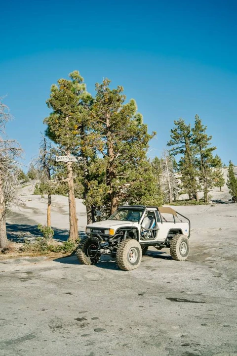 1987 Toyota 4Runner 1st Gen - Image 5 of 10