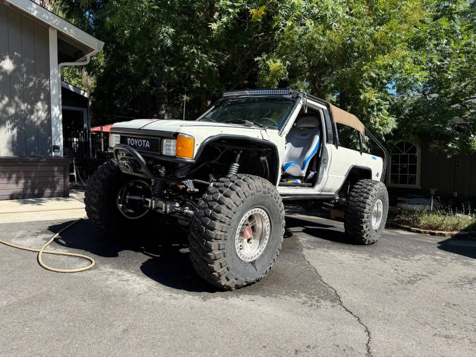1987 Toyota 4Runner 1st Gen - Image 8 of 10