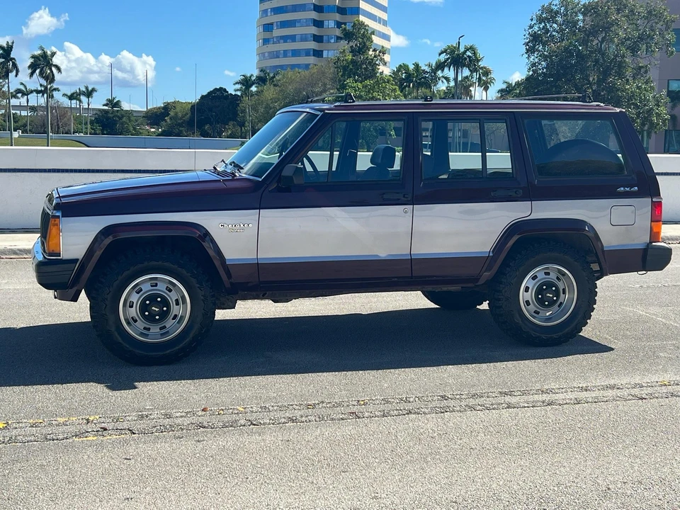 1984 Jeep XJ Cherokee - Image 18 of 31