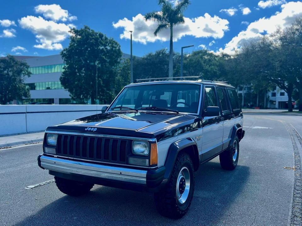 1984 Jeep XJ Cherokee - Image 6 of 31