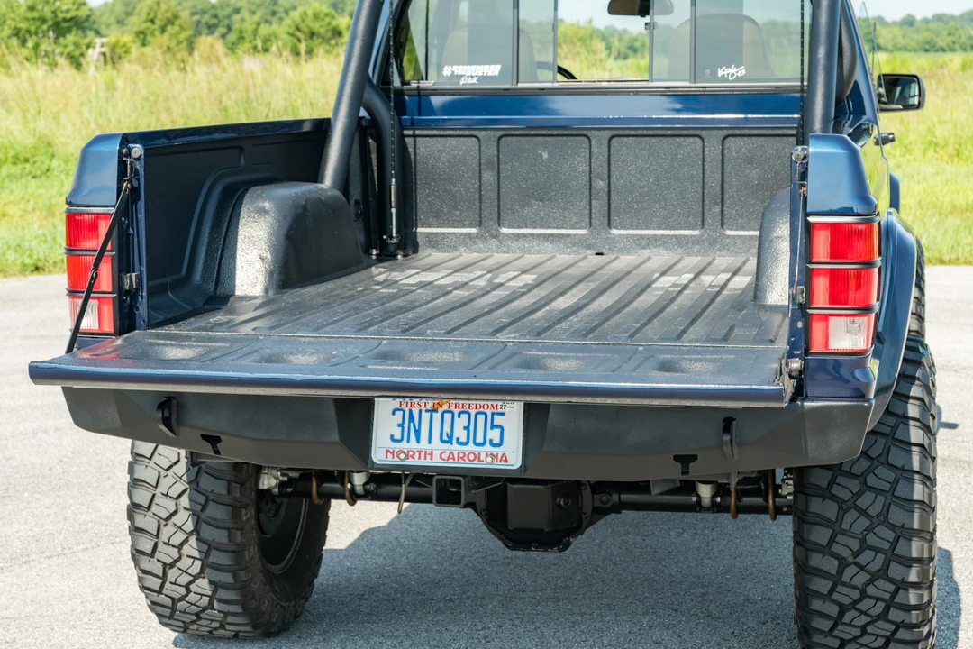 1988 Jeep Comanche - Image 26 of 31