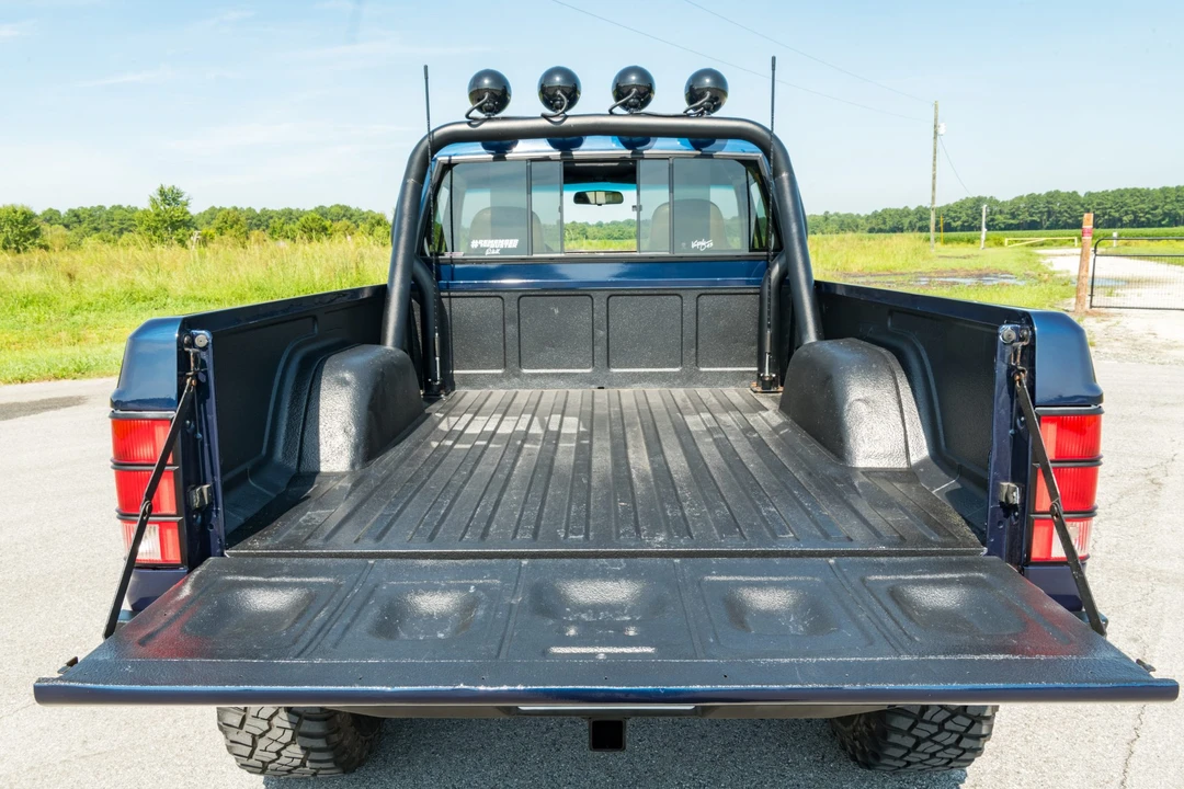 1988 Jeep Comanche - Image 27 of 31