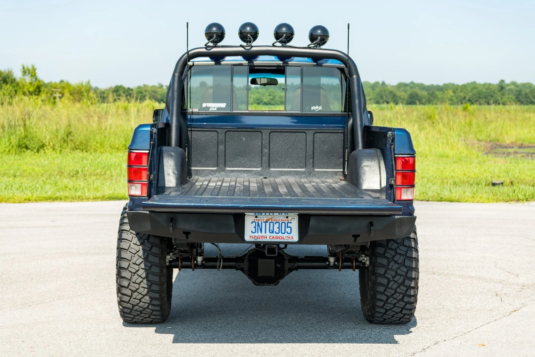 1988 Jeep Comanche - Image 9 of 31