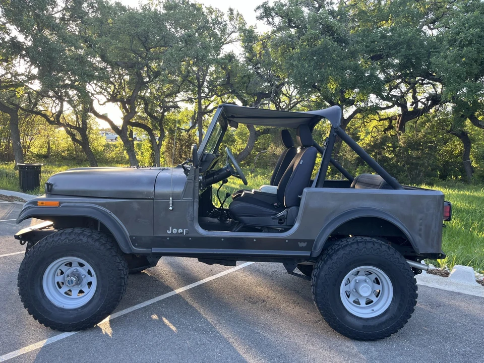 1985 Jeep CJ7 - Image 3 of 31