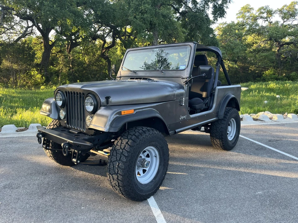1985 Jeep CJ7 - Image 2 of 31