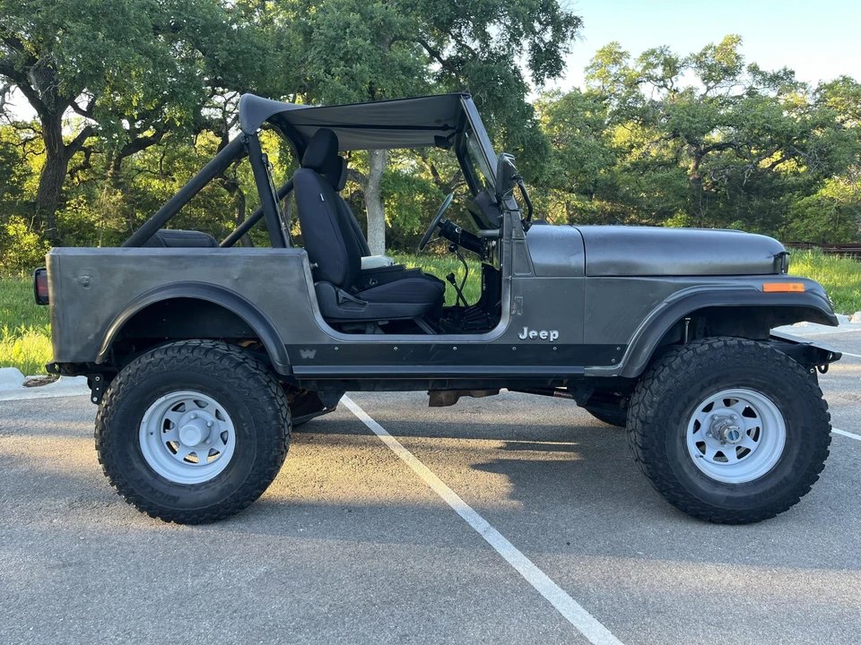 1985 Jeep CJ7 - Image 9 of 31
