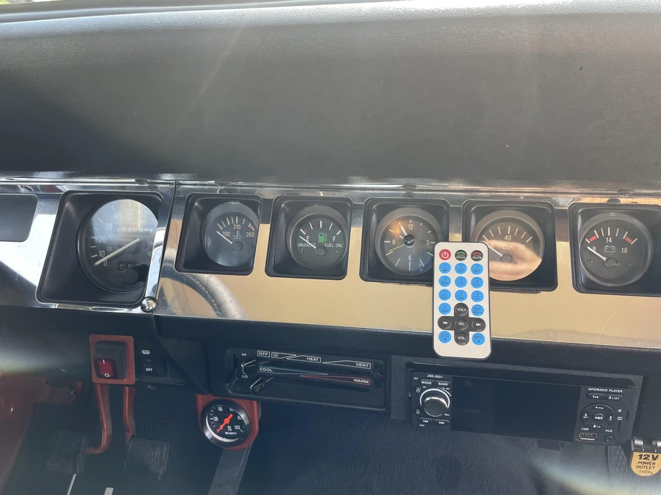 1989 Jeep YJ Wrangler - Image 24 of 31