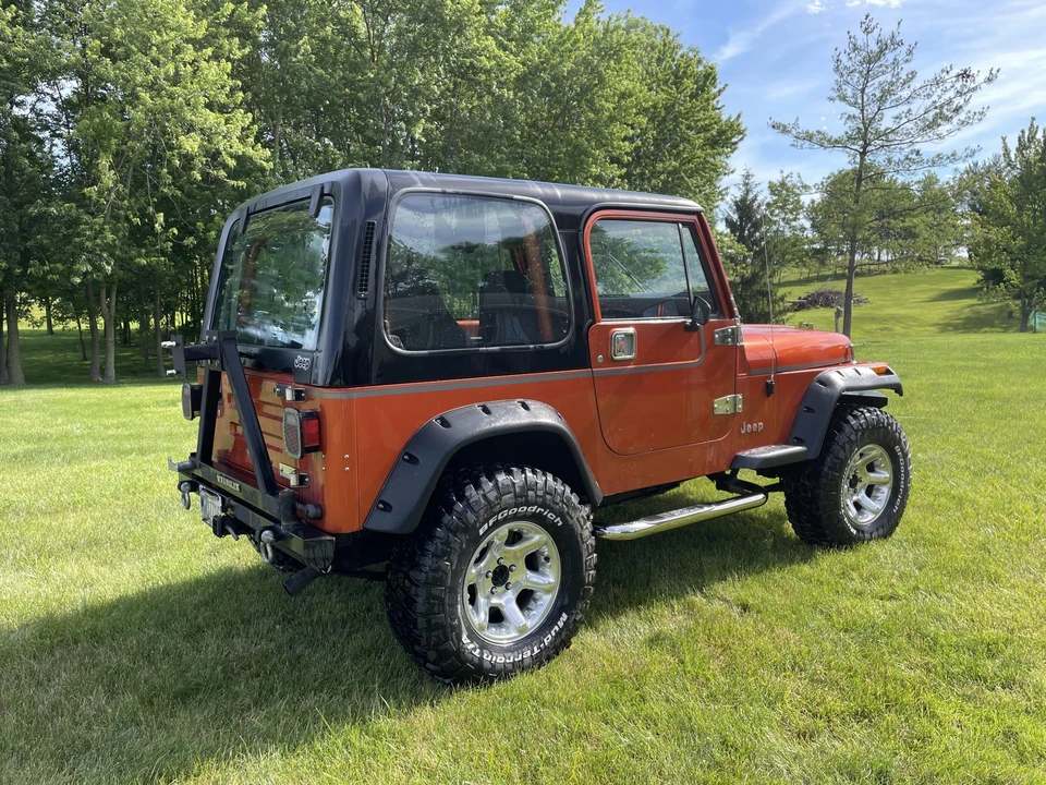 1989 Jeep YJ Wrangler - Image 11 of 31