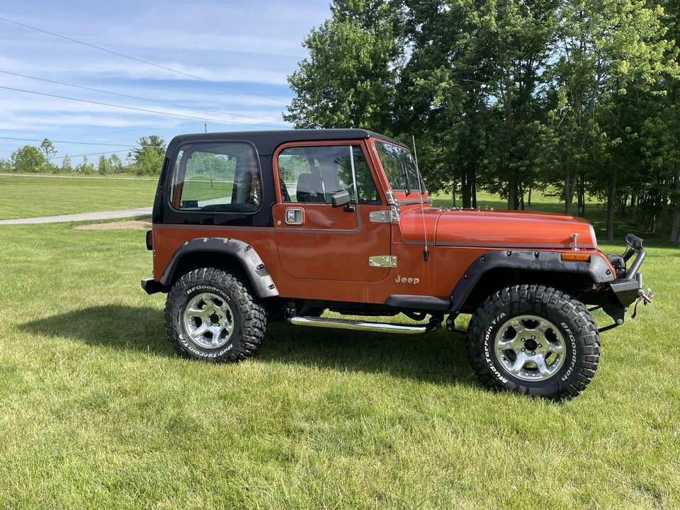 1989 Jeep YJ Wrangler - Image 9 of 31