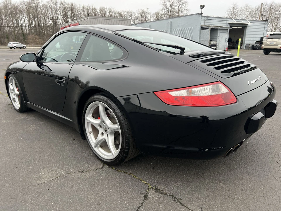 2005 Porsche 997 Carrera S - Image 10 of 31