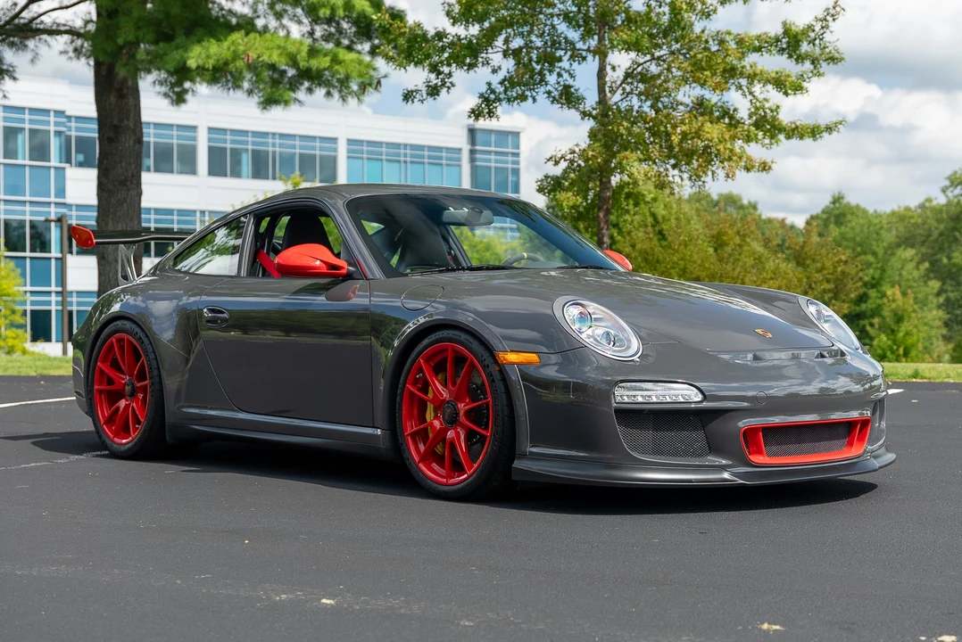 2010 Porsche 997 GT3 RS - Image 14 of 31