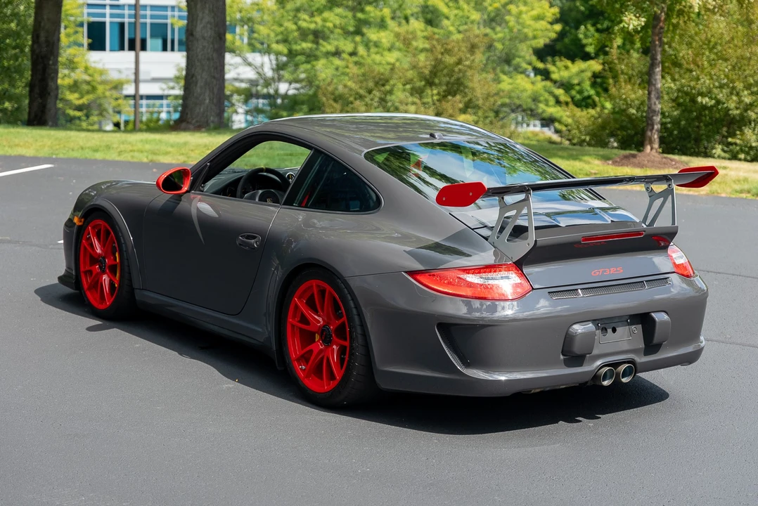 2010 Porsche 997 GT3 RS - Image 7 of 31